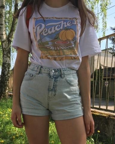 Peaches Records Tapes vintage T-Shirt- Aesthetics Soul