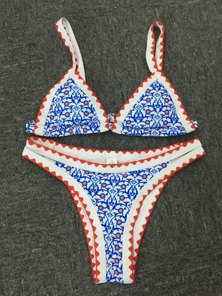 Our patterned Bikinis will give you the perfect look for your next beach session. Wear this aesthetic outfit with confidence and pride.