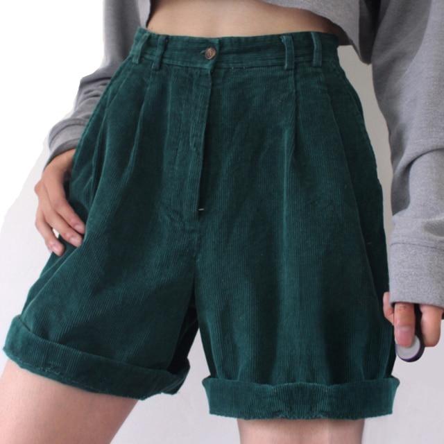 These Vintage Casual Loose Shorts are the perfect pants for your vintage clothing style. They have a classical 80's 90's clothing look. 