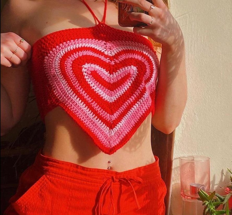 Y2Y Heart Shape Knit Crop Top